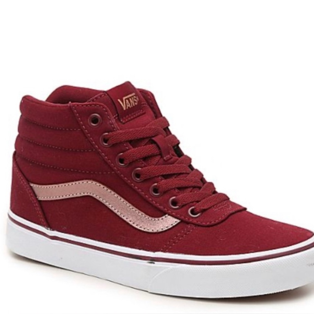 Vans Sk8 Women’s High Top Sneakers in Maroon with Rose Gold Detail